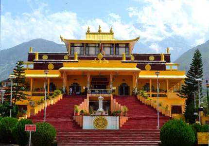 Dharamshala Taxi Service